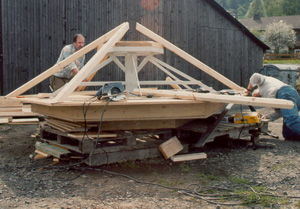 Holzverkleidung anbringen